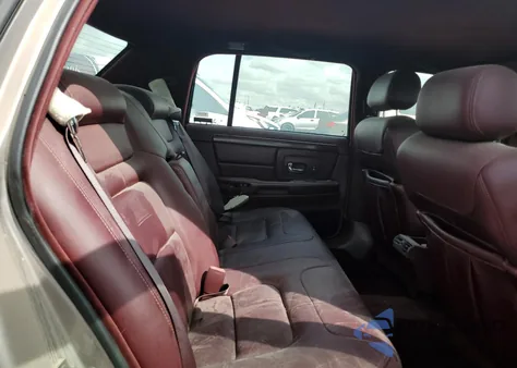 1997 Cadillac Deville z USA, uszkodzony, nr VIN 1G6KD54Y1VU244446